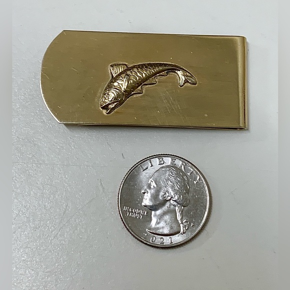 Mid Century Vintage Gold Tone Sculpted Fish Functional Cash Money Clip - Picture 9 of 9